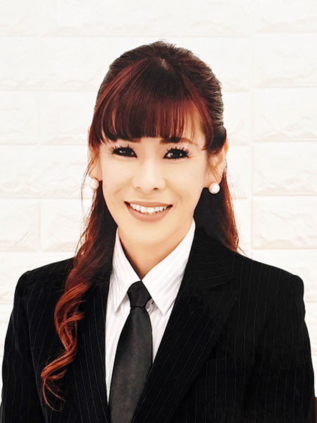 勝亦朗子